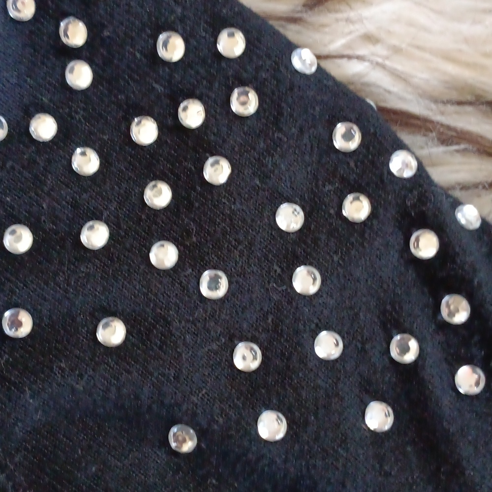 POOF Rinestone top - Picture 2 of 5